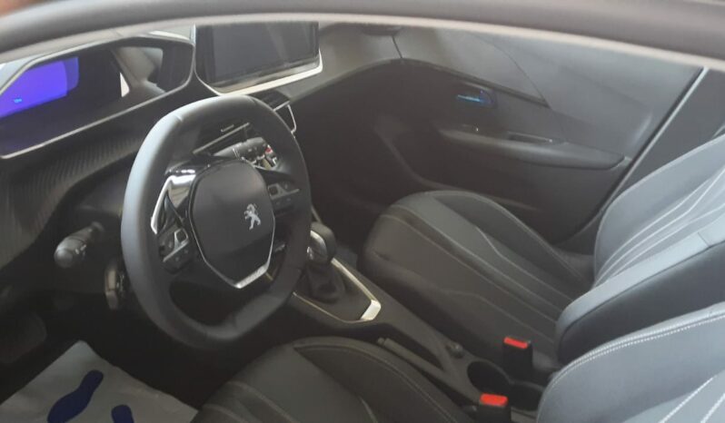 Peugeot 208 1,6 Active Pack Tiptronic Año 2024 lleno
